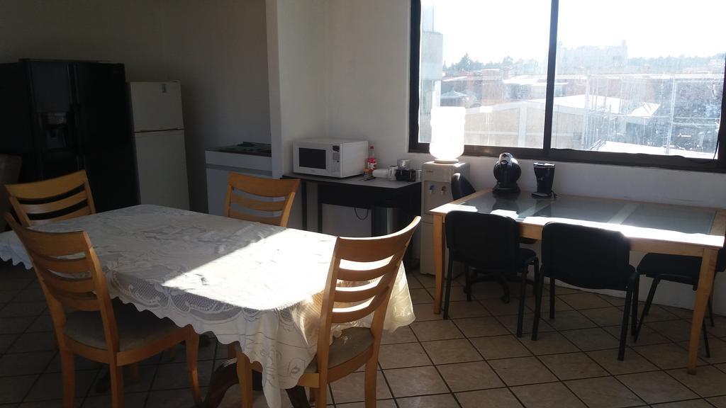 تولوكا Hostal Avante المظهر الخارجي الصورة
