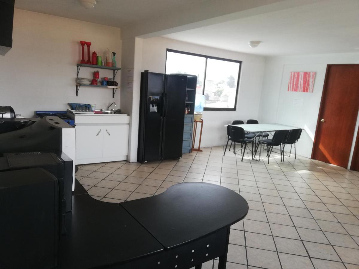 تولوكا Hostal Avante المظهر الخارجي الصورة